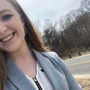 Meet your Posher, Staci